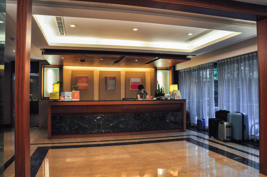 Jingan Classic Inn Zhonghe  Buitenkant foto