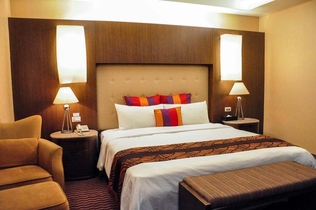Jingan Classic Inn Zhonghe  Buitenkant foto