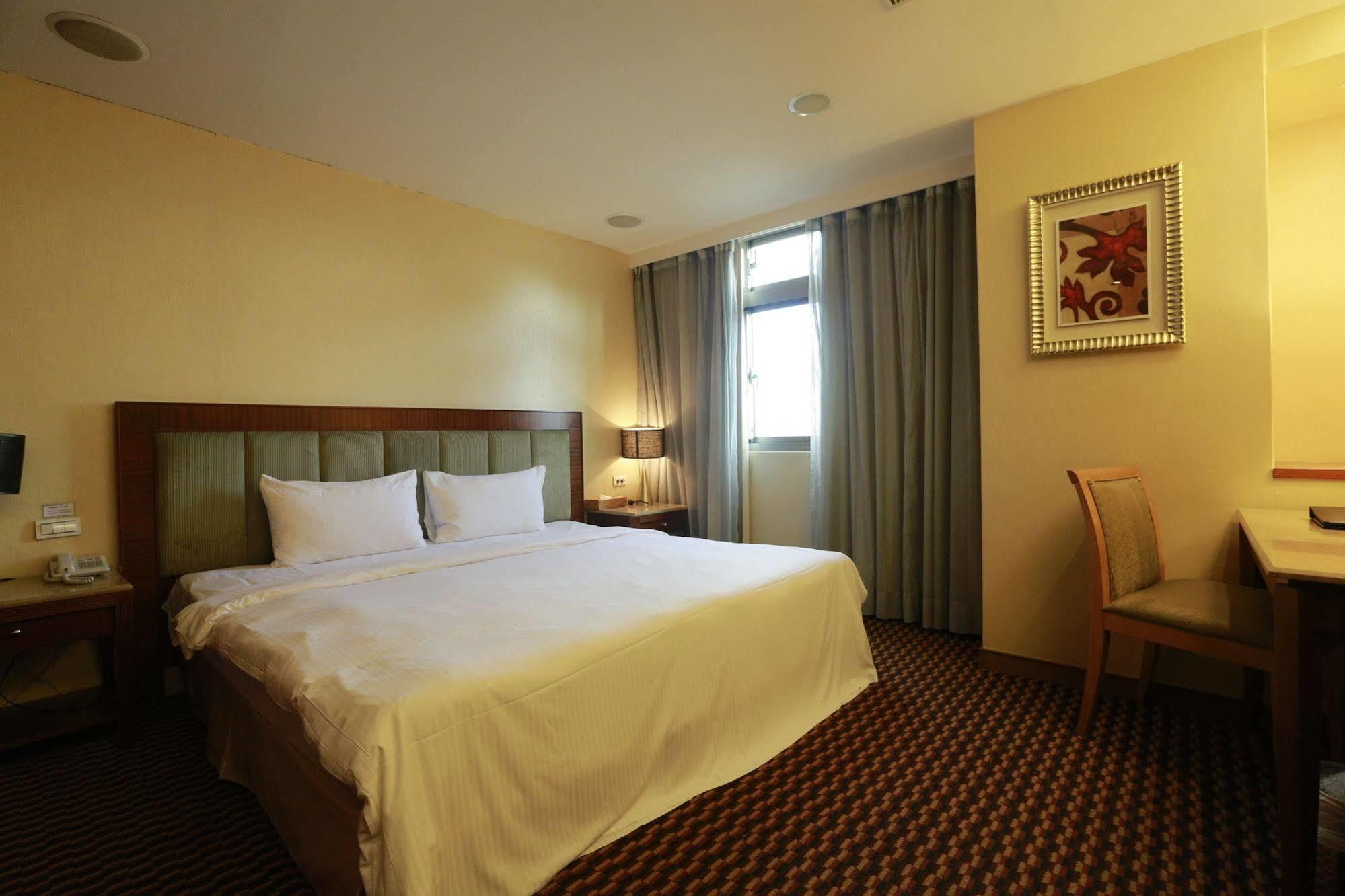 Jingan Classic Inn Zhonghe  Buitenkant foto