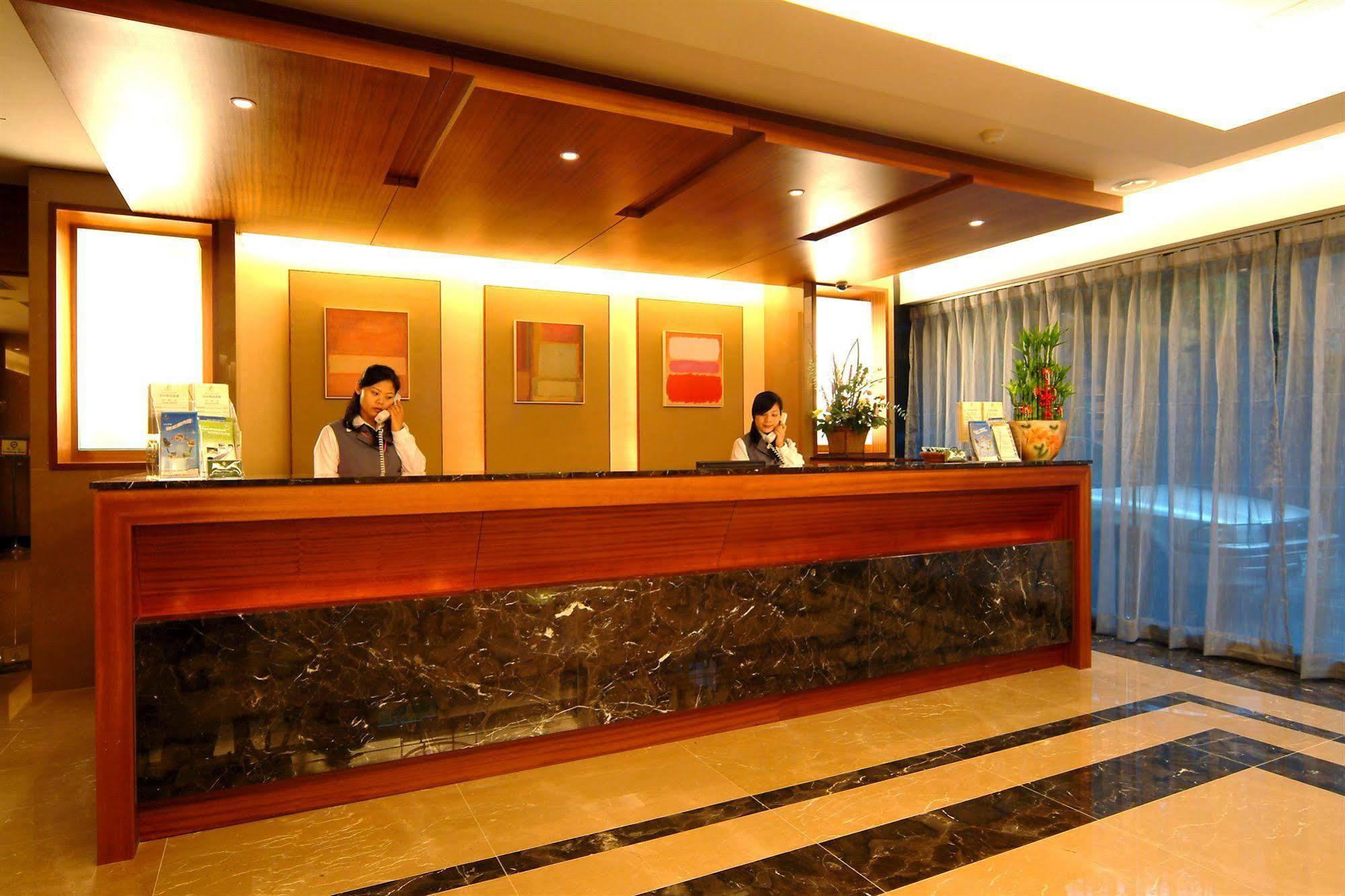 Jingan Classic Inn Zhonghe  Buitenkant foto