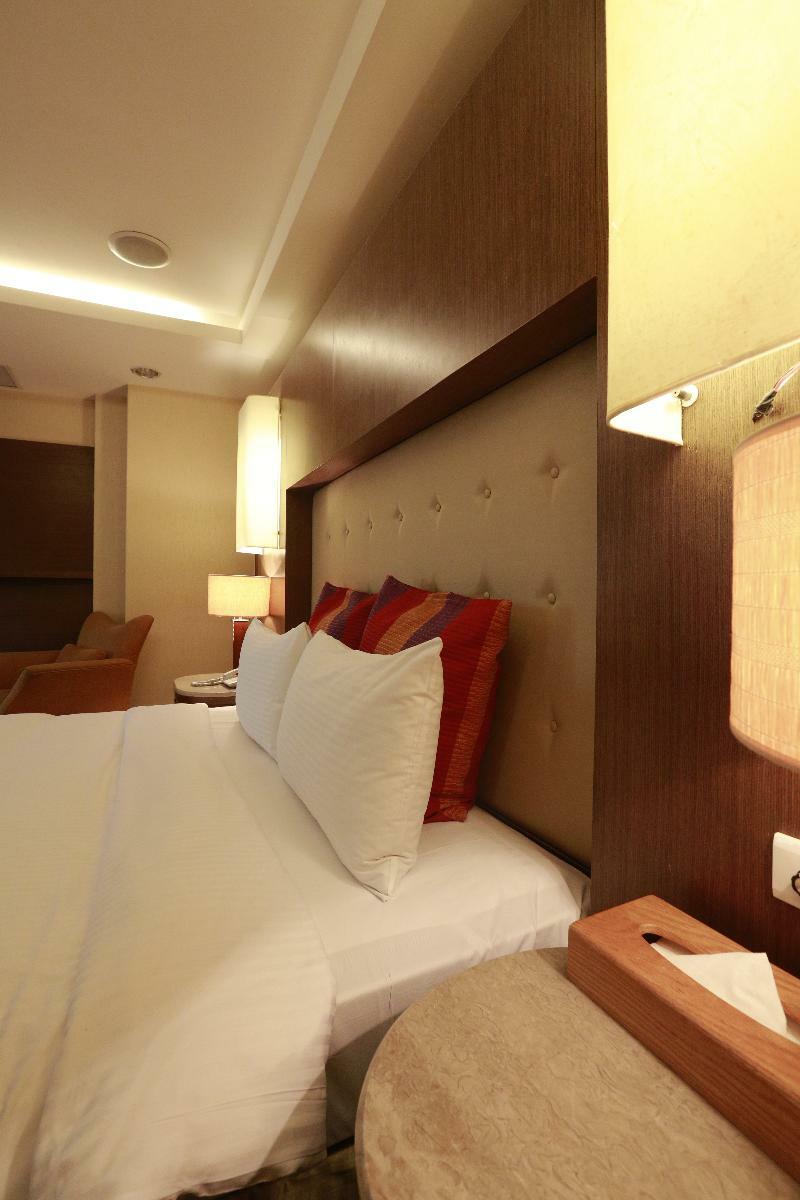 Jingan Classic Inn Zhonghe  Buitenkant foto